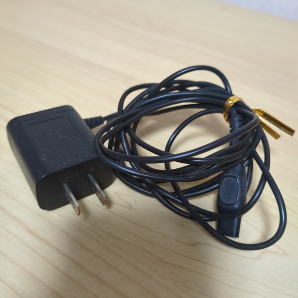 送料無料即決 PHILIPS フィリップス HQ8505 純正 電気シェーバー充電器 ACアダプター HQ5/HQ6/HQ7/HQ8/HQ9 RQ10/RQ11/RQ12 等 動作確認済