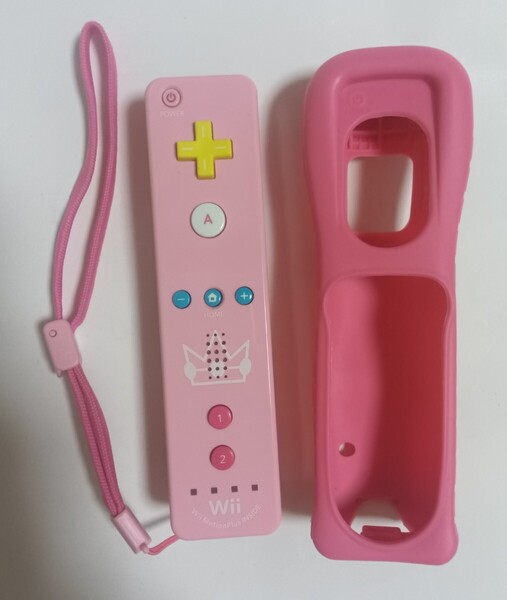 動作確認済 Nintendo Wii リモコンプラス ストラップ付き ピーチ RVL-036 任天堂 カバー