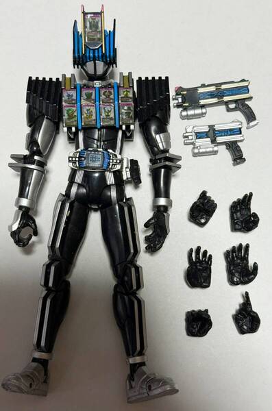 現状品 S.H.Figuarts 仮面ライダーディエンド コンプリートフォーム / 仮面ライダーディケイド バンダイ 東映 フィギュアーツ