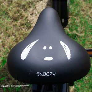 スヌーピー かわいい 自転車サドルカバー 大型サドル用 装着簡単 ブラック