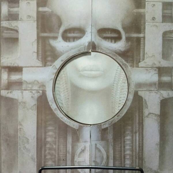 レコード EMARSON, LAKE & PALMER エマーソン・レイク&パーマー BRAIN SALAD SURGERY MC 66669