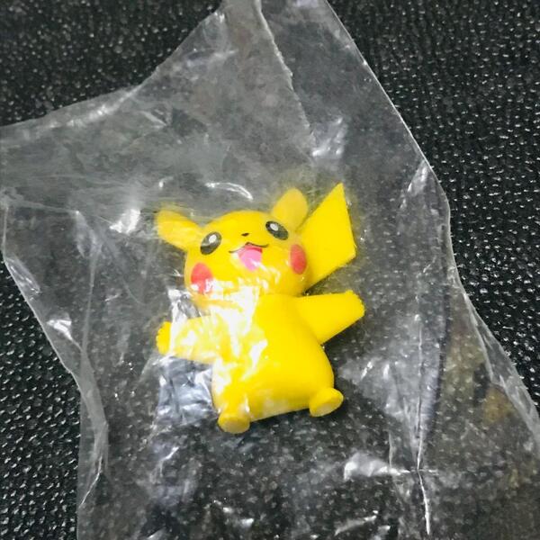 コードリール デスク周りおたすけ ピカチュウ フィギュア コレクション マスコット リーメント ポケモンセンター pokemon ガチャ カプセル