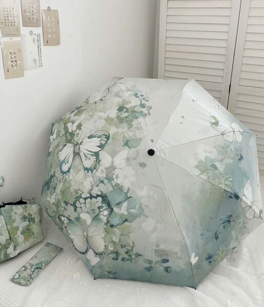 新品 折りたたみ傘 晴雨兼用傘 グリーン系 蝶々 オシャレ 可愛い 丈夫 日傘 雨傘 花柄 8本骨 収納ポーチ付き