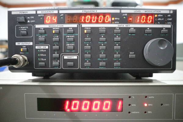 AM/FM Signan generator 信号発生器 日本製