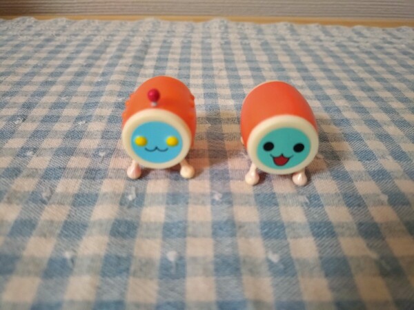太鼓の達人 メカカツ かっちゃん マスコット 2種 バスボム バスボール 入浴剤から出てきたマスコット キャラクター