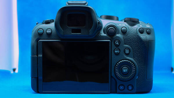 キャノン EOS R6 MARK II ボディ
