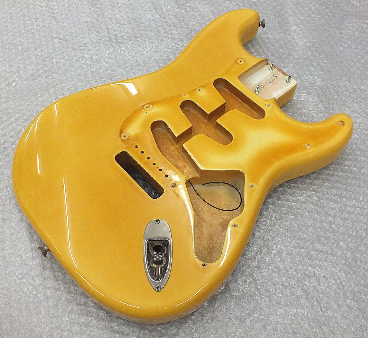 Electric Guitar Squier by Fender ST72 Stratocaster Large
