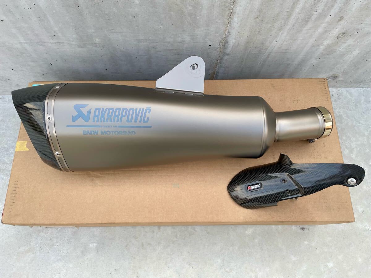 Yahoo!オークション -「akrapovic マフラー」の落札相場・落札価格