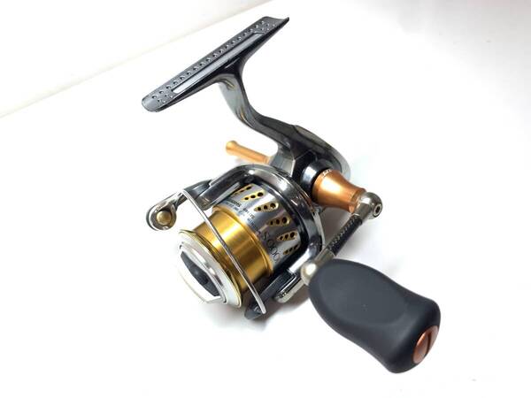 送料無料 シマノ 07ステラ1000S SHIMANO Stella ZPI ファンネルハンドル付き リールスタンド 付き ハンドルノブ新品交換済み