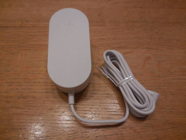 belkin ベルキン ワイヤレス充電器用 ACアダプター 2ACR040G NJ 中古品