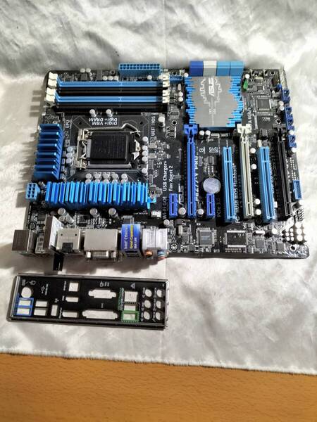 ★ASUS P8Z77-V PRO LGA1155 Z77 ATXマザー●マザーボード