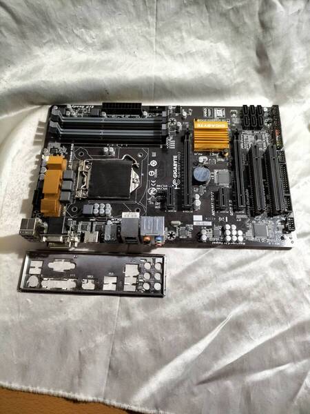 ★GIGABYTE GA-H97-HD3 LGA1150 H97 ATXマザ●マザーボード