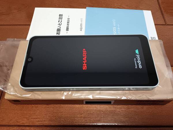 AQUOS wish3 本体 グリーン SHARP アクオス