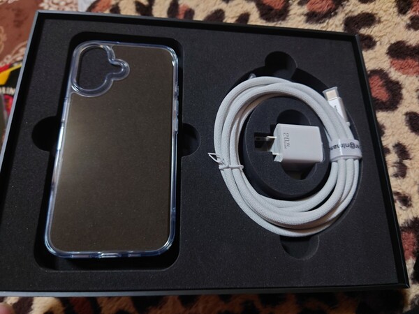 新品 NIMASO iPhone16 ギフトボックス