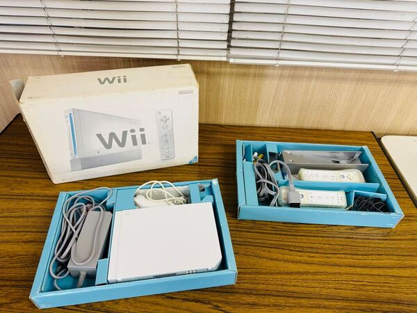 Nintendo wii 動作確認済 本体 白 ホワイト 任天堂 ウィー 箱付き