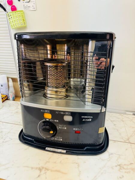 CORONA コロナ 灯油 石油 ストーブ 3.7L 暖房 リビング 寝室 動作