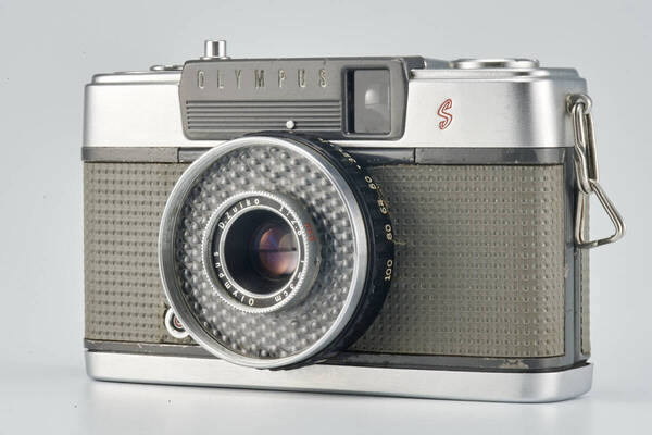 OLYMPUS PEN-EE-S コンパクト 35mm ハーフフレーム フィルムカメラwith D.Zuiko 30mm f/2.8 #B3