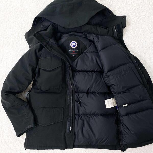 【正規品 美品】CANADA GOOSE カナダグース ダウンジャケット S 黒 ブラック フード付 鑑定済 防寒 軽量 メンズ レディース ユニセックス