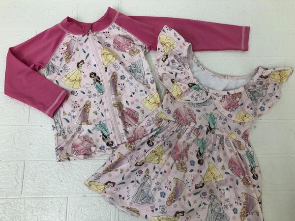 21)新品!90㎝ ディズニー 水着 長袖 ラッシュガード セット
