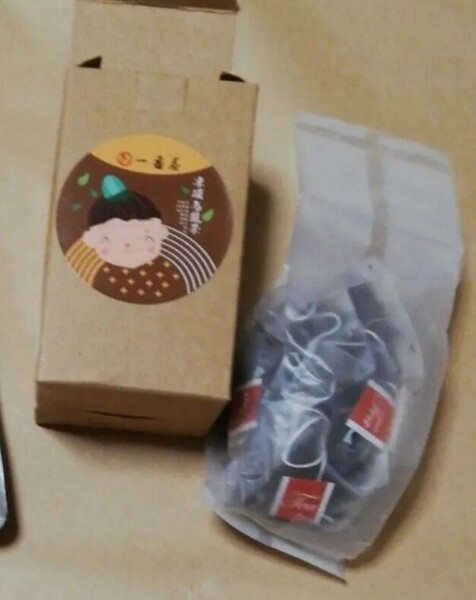 凍頂烏龍茶 お菓子 お茶 お土産 一番屋 茶梅 1袋 台湾 ティーバッグ 箱は折り畳み同梱 ウーロン茶 烏龍茶