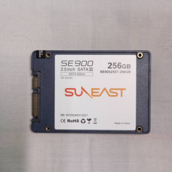 SUNEAST SSD 256GB 2.5インチ 3D NAND採用 SATA3 使用20時間