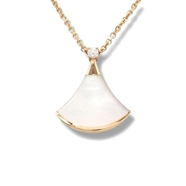 箱/ギャラ BVLGARI ブルガリ ディーヴァドリーム シェル マザーオブパール ダイヤ ダイヤモンド ペンダント ネックレス 750 K18 PG 3408