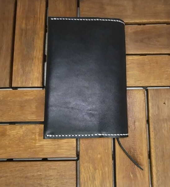 ブックカバー 文庫本サイズ 本革 レザー 黒 ブラック ハンドメイド