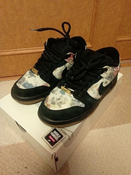 SUPREME × SB DUNK LOW RAMMELLZEE FD8778-001 (ブラック/ブラック/マルチカラー) シュプリーム ラメルジー 25.0cm