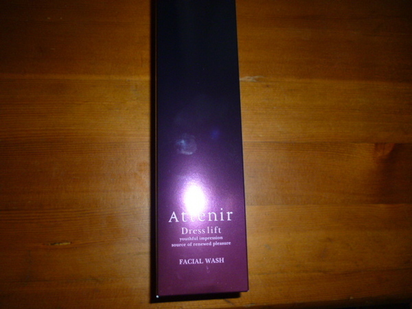 新品 ATTENIRアテニア 旧ドレスリフトフェイシャルウォッシュ120g 洗顔料