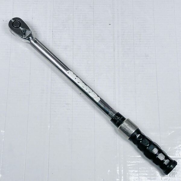 中古品 KTC 12.7sq. プレセット型 トルクレンチ CMPB2004 40〜200N・m 本体のみ 未公正