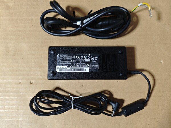 DELTA製 ACアダプタ 19V 6.32A ADP‐120ZB