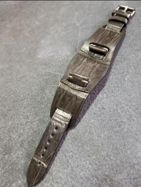 20mm 本物 クロコダイル BUND裏側完全防水革 ダークブラウン