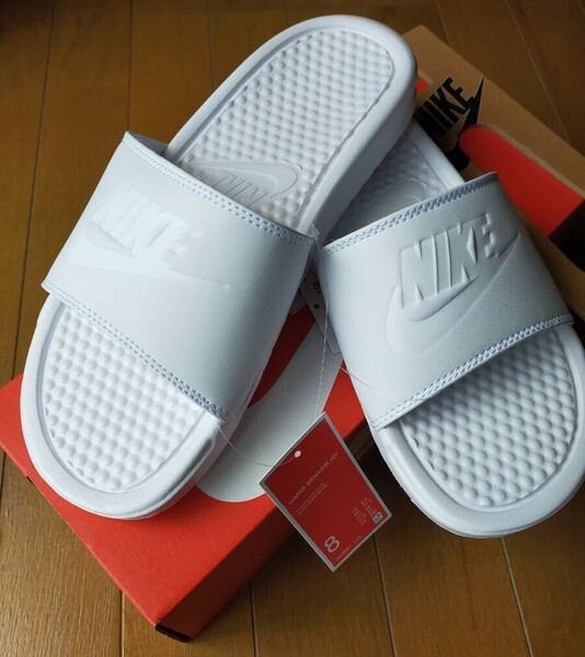 NIKE ナイキ ベナッシ JDI ウィメンズスライド ホワイト 25.0cm 白 サンダル スリッパ ビーサン タグ付き 定価3960円 y10858-1-H