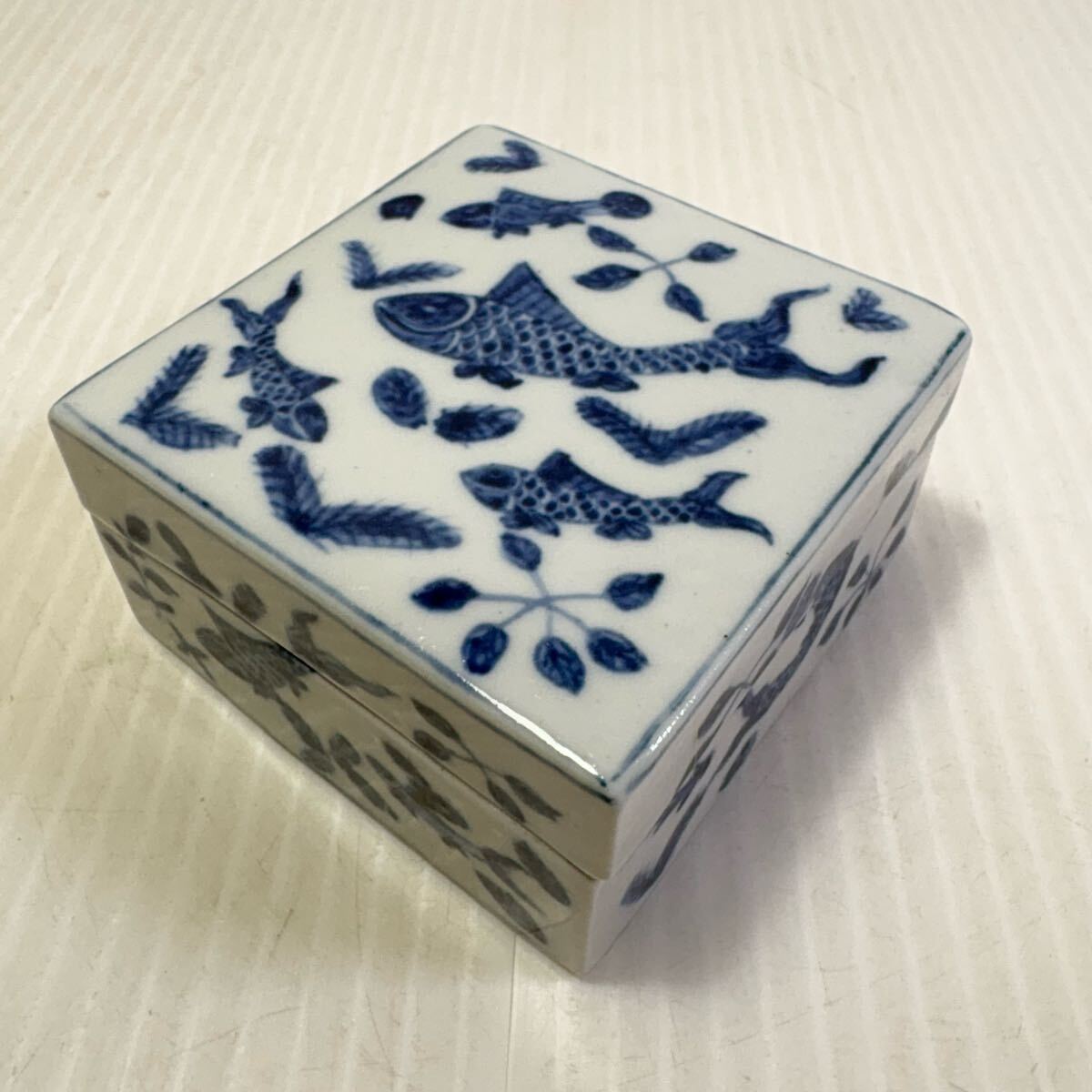 染付香合 Yahoo!オークション -「染付香合」(日本の陶磁) (陶芸)の落札