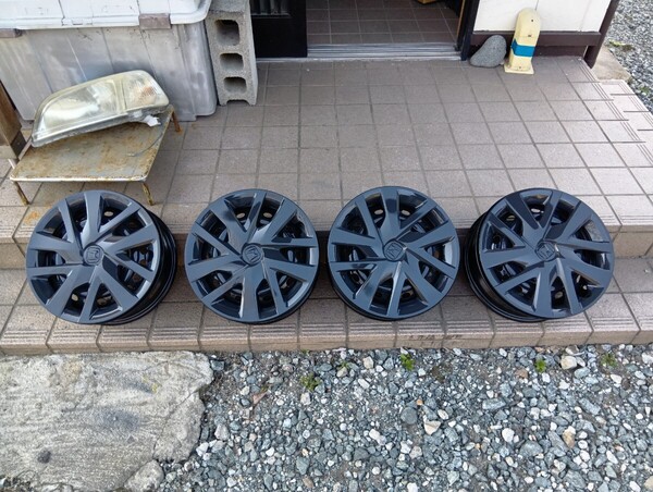 Nbox 14×4.5j ハブ径56mm 再塗装品4本