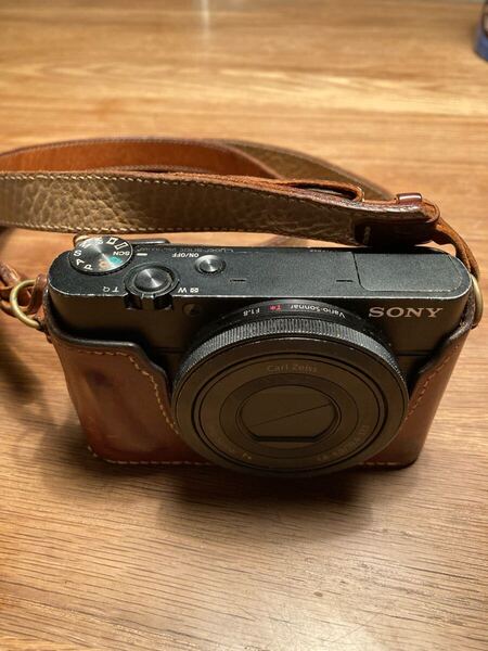 鳥居工房ハンドメイドレザーケースとストラップセット※SONY Cyber-shot DSC-RX100 コンパクトデジタルカメラ用※カメラは付属しません