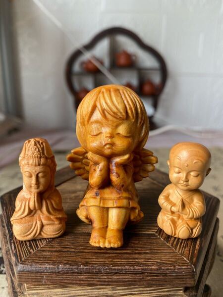 送料無料 木彫り 可愛い天使 置物/お守り/縁起物 美術品 工芸品 仏教美術 オブジェ 仏像 セット 根付