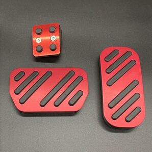 新品未使用 トヨタ車用 アルミペダルカバー アルファード ヴェルファイア 20系用 3点セット レッド