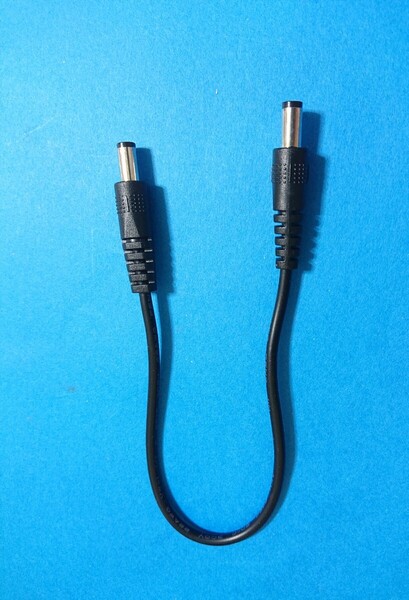 送無 即決 外径5.5MM ミリ 内径2.1mm オスオス ACアダプタ用 延長ケーブル 変換ケーブル オス⇔オス 22AWG 長さ 約25㎝ 管BB