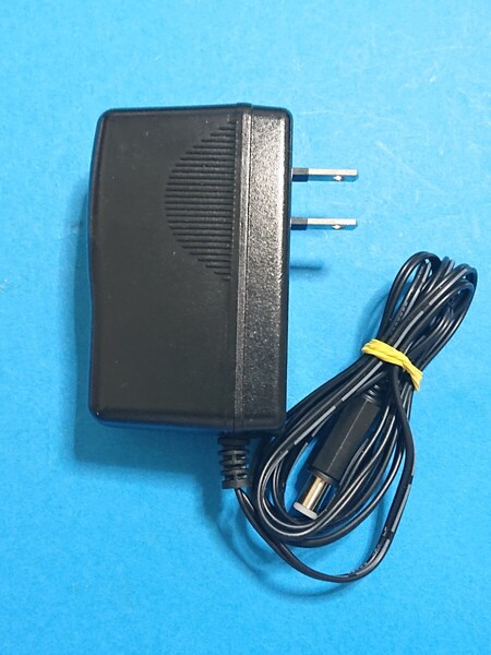 送無即 SONY 互換ACアダプタ 12V1.5A AC-FX198代用(ACFX BDP-SX910 BDP-Z1 DVP-FX780 DVP-FX980 ポータブルDVD Blu-rayプレーヤー用)管YM9