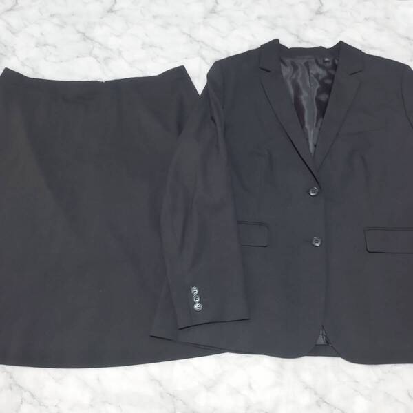 超美品 大きいサイズ3XL ユニクロ ストレッチジャケットセットアップスーツ 黒無地 4L 就活スーツ リクルートスーツ スカートスーツ
