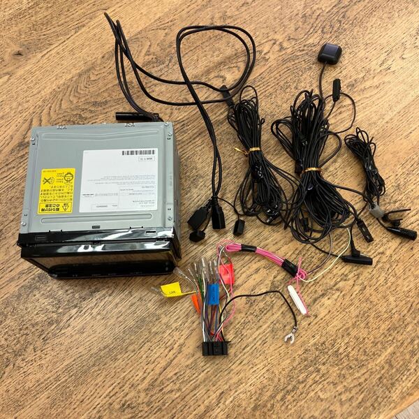 KENWOOD MDV-S707 ケンウッド メモリーナビ フルセグTV/Bluetooth/CD/DVD 地デジフィルムアンテナ新品付