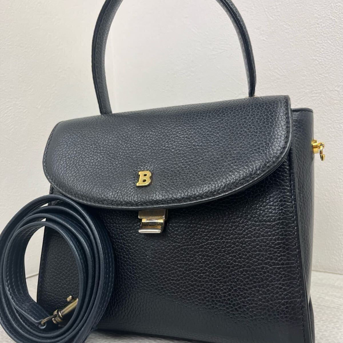 A&B様　BALLY バリー　ハンドバッグ　フォーマルバッグ　冠婚葬祭 ✨美品✨ Bally バリー ハンドバッグ フォーマル 卒業式 冠婚