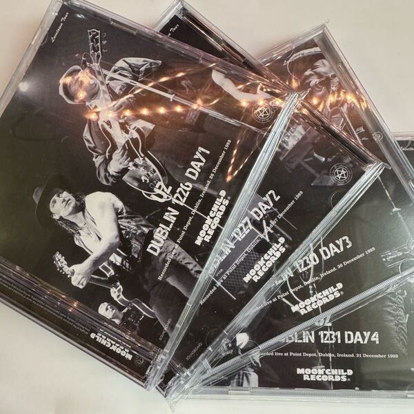 U2 / DUBLIN 1984 4DAYS SET (8CD) Moonchild Records U2ライヴ史上最も感動的な4日間だと言える名演!音質も全てサウンドボード!