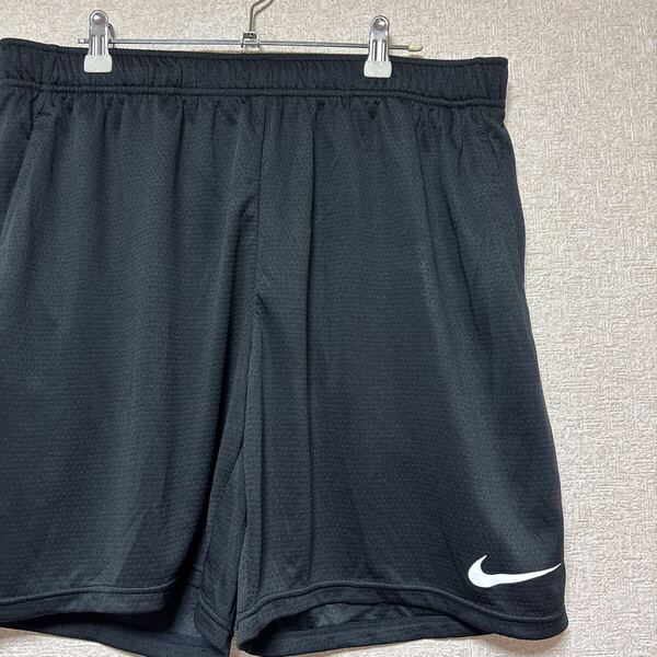 【ビッグサイズ】NIKE ナイキ DRI-FIT STAUDARD FIT ショートパンツXXLサイズ 185/88A