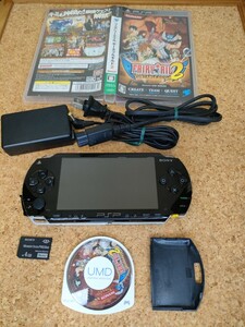 【動作確認済】PSP 1000 ピアノブラック 純正充電器付 メモリースティック4GB付 フェアリーテイルポータブルギルド2付 メタルスラッグ付