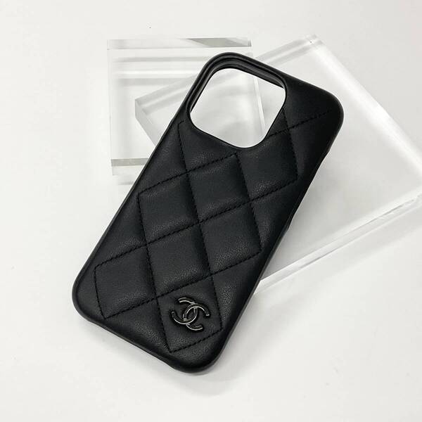 M12069 シャネル ココマーク マトラッセ ラムスキン iPhone15pro iPhoneケース ブラック
