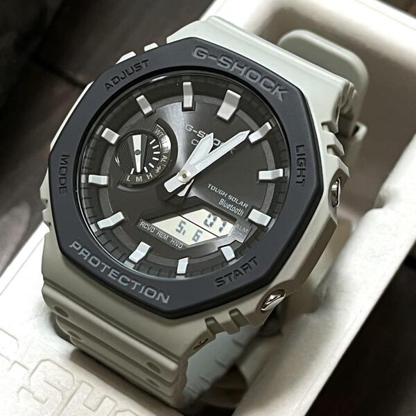 【未使用】CASIO G-SHOCK GA-B2100LUU-5ADR ベージュ
