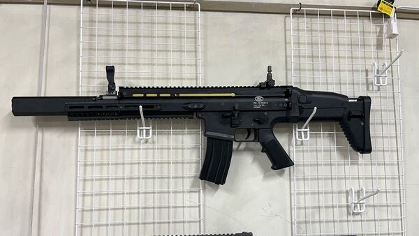 We-Tech SCAR-L Co2 ガスブローバック フロントカスタム オスプレイサイレンサー
