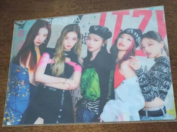 ◎未開封 ITZY A4クリアファイル